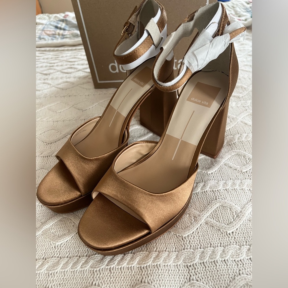 Dolce Vita “Pandora” Ankle Buckle mid- brown Platform Block Heel Sandals SZ 9 - Picture 16 of 16